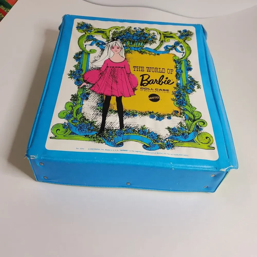 Vintage 1968 Mattel Barbie Doll Case The World Of Barbie Clean With Some Damage